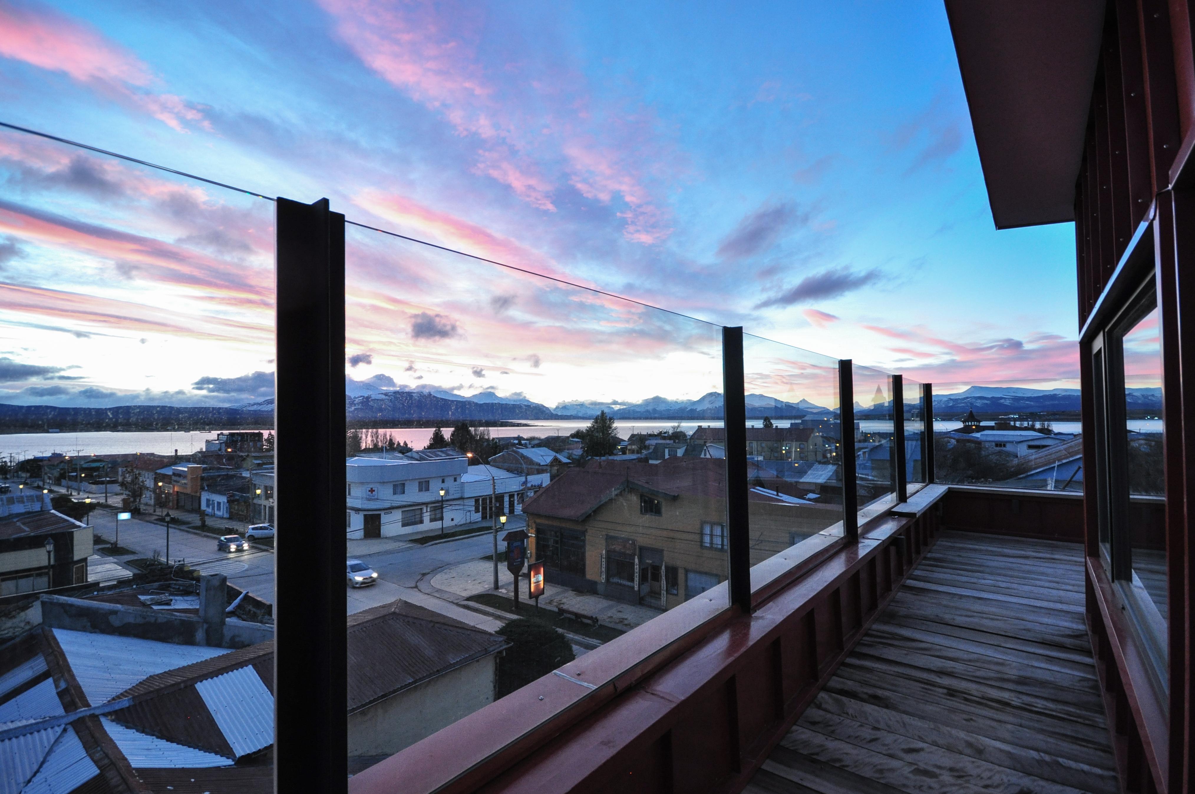 Hotel Vendaval Puerto Natales Esterno foto